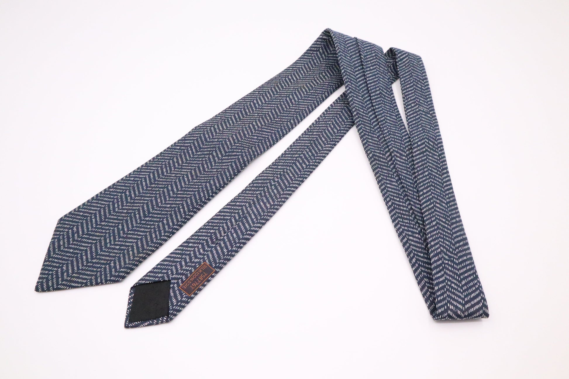 Hermes Necktie In Navy Silk Handbag Travel Bag