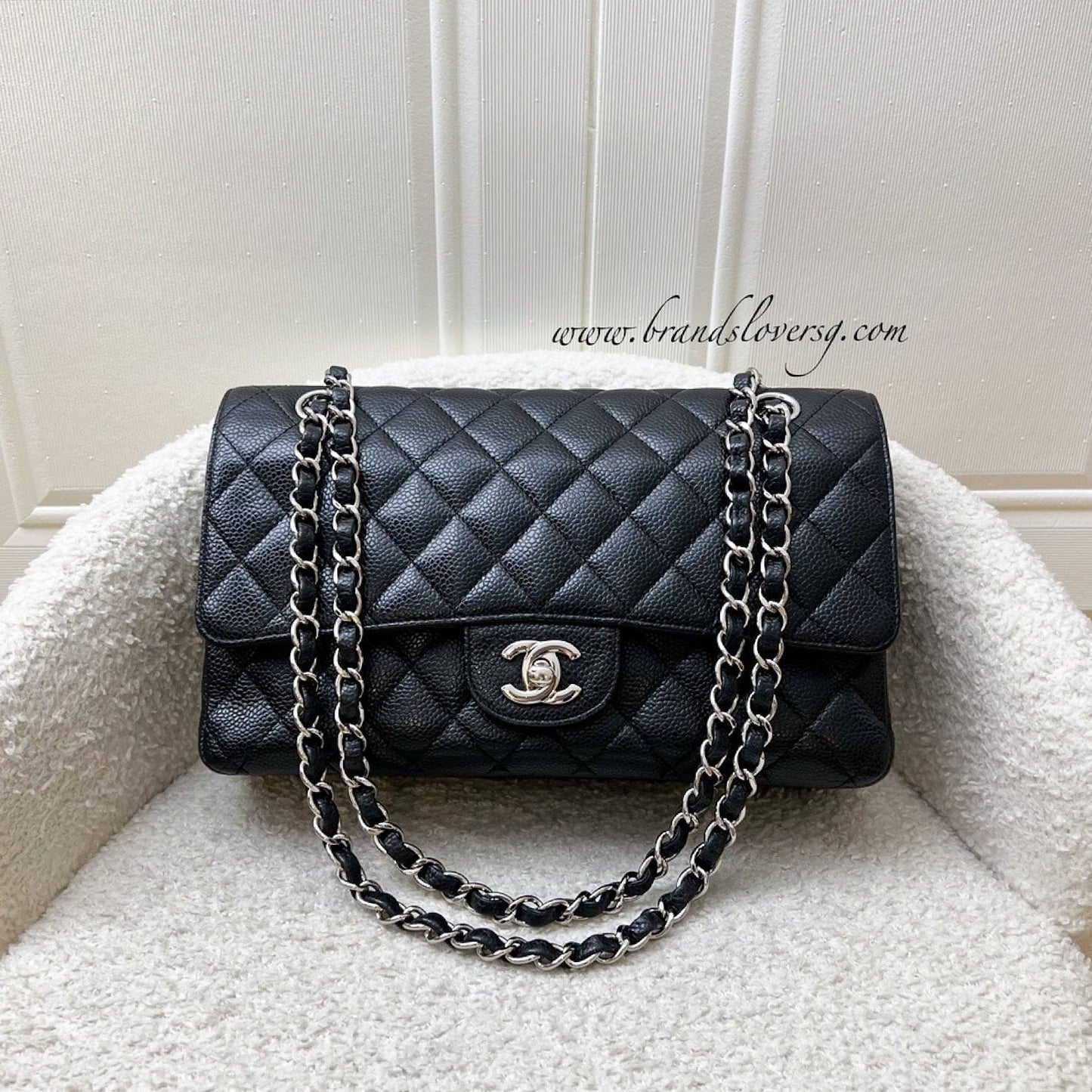 Chanel Medium Classic Flap Cf in Black Caviar and Shw Handbag
