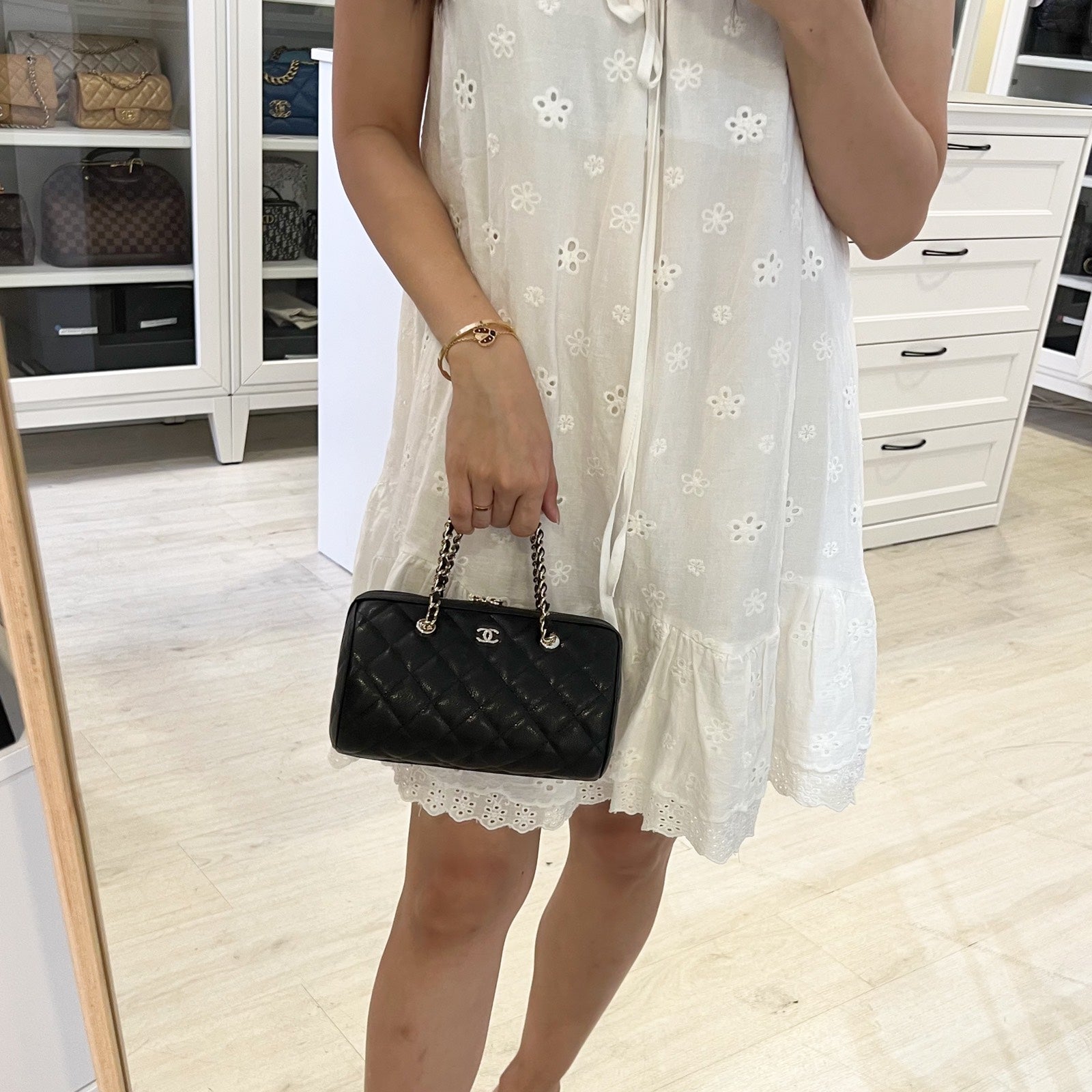Chanel 25S Bowling Bag In Black Caviar And Lghw (model: AP4474)
