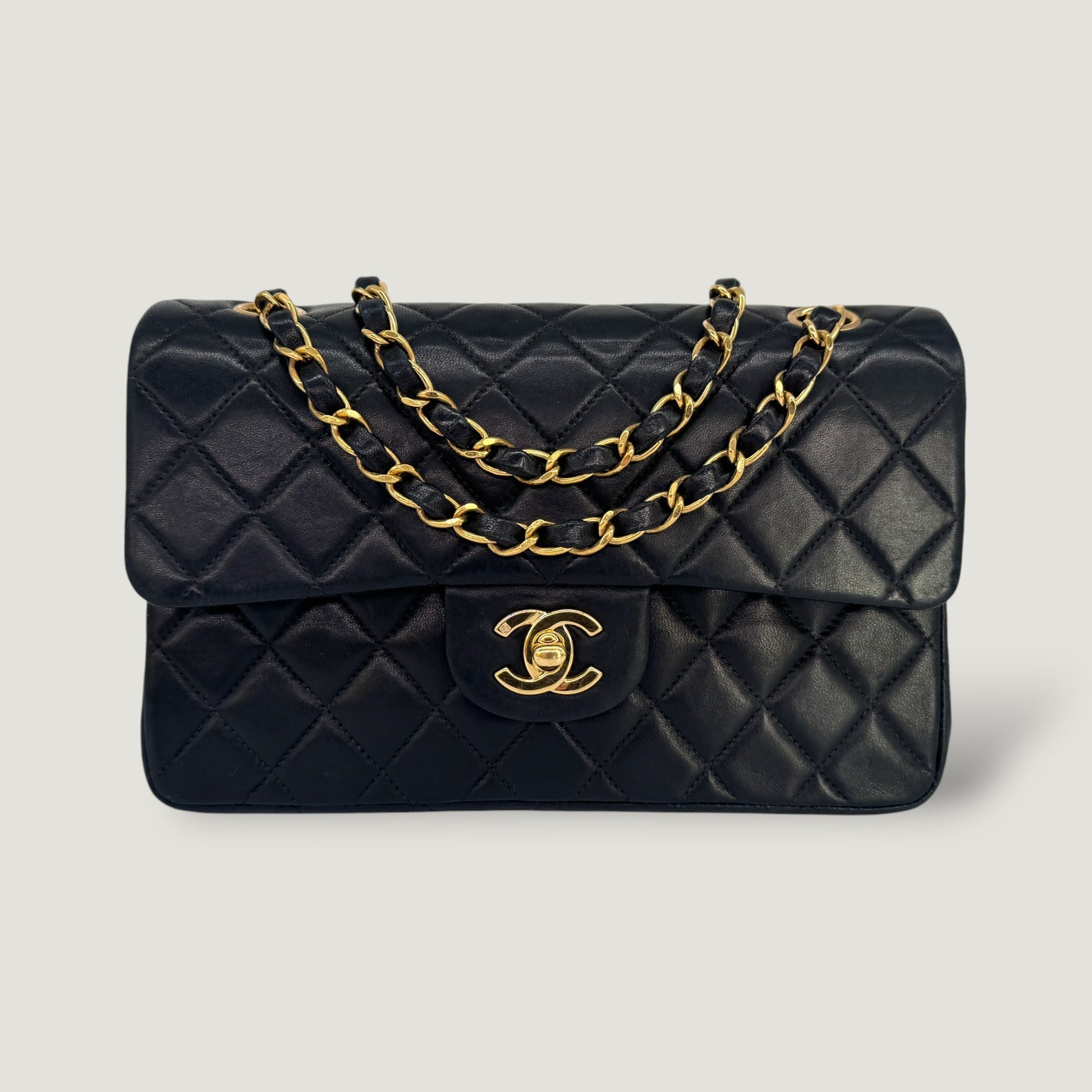 CHANEL CLASSIC SMALL BAG