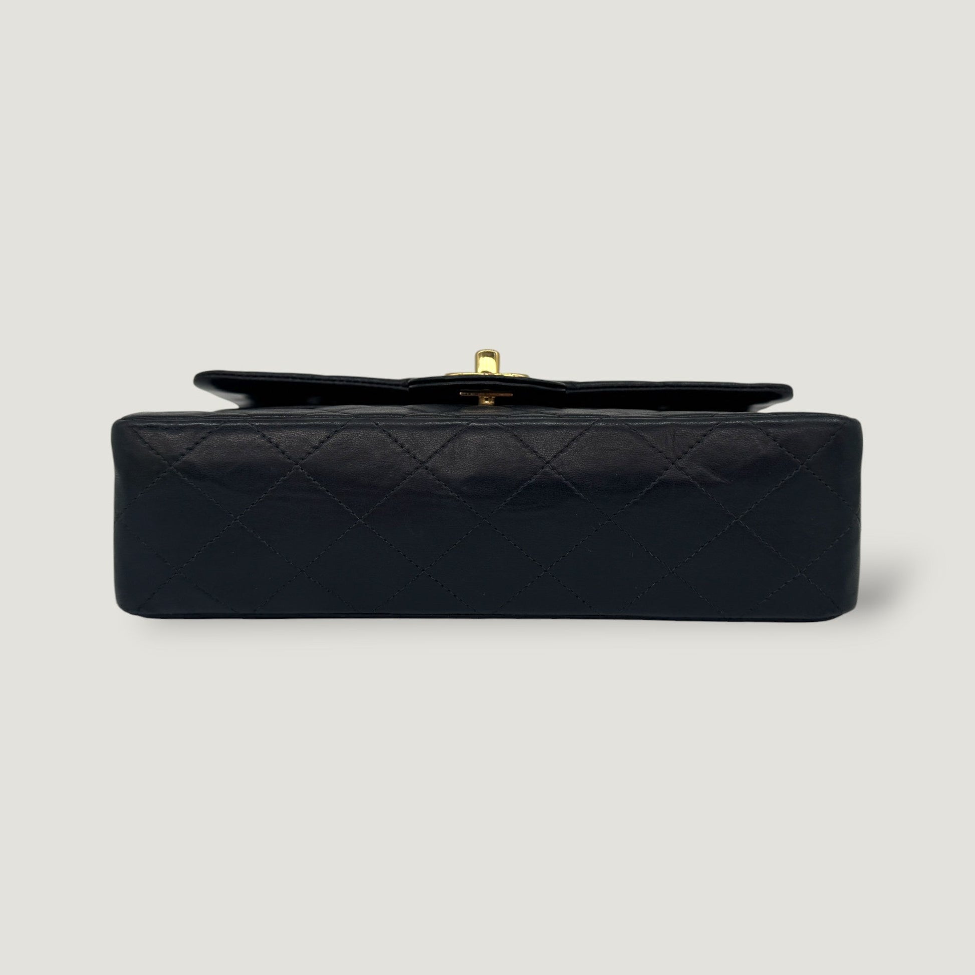 CHANEL CLASSIC SMALL BAG