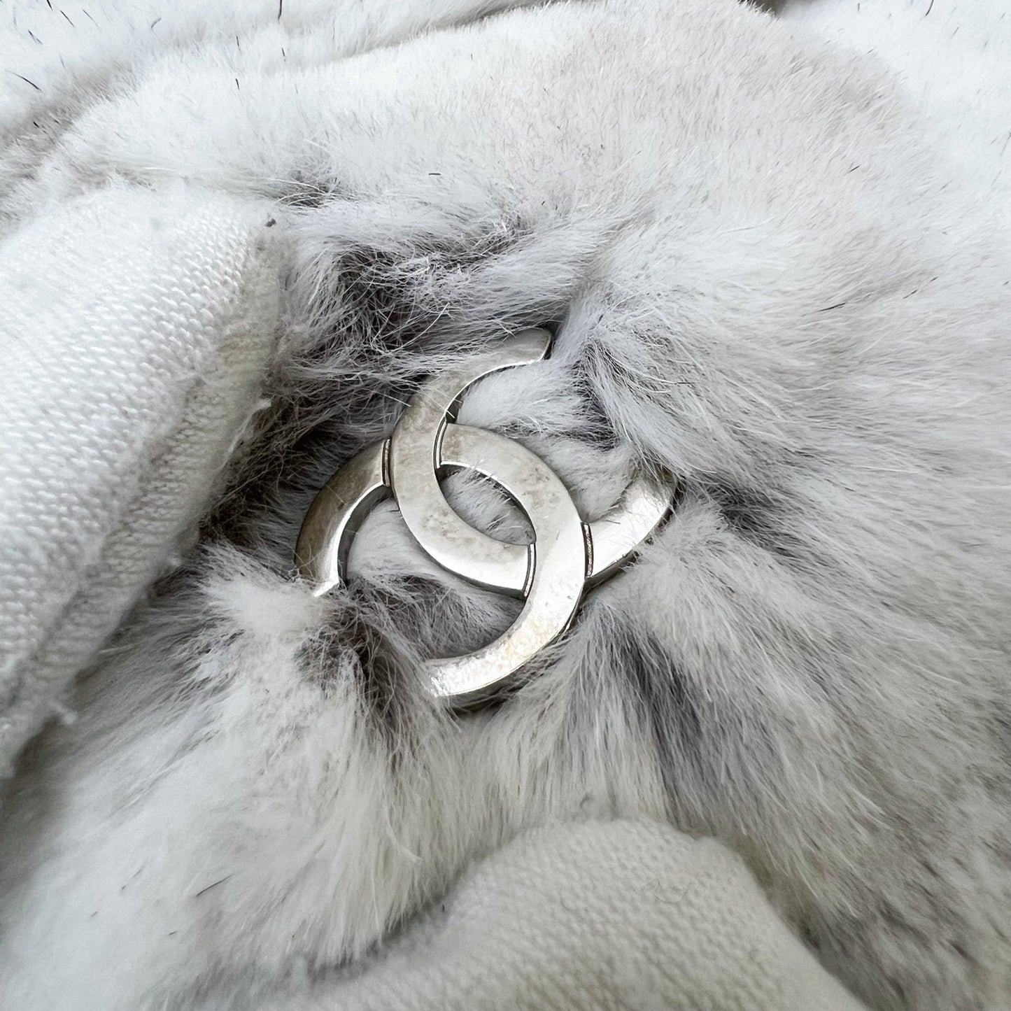 Chanel Wallet On Chain WOC In Shearling, White Leather And Shw