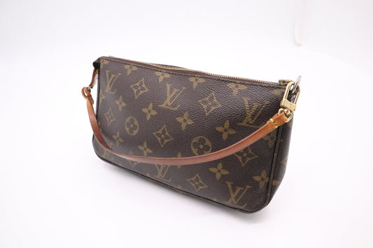 Louis Vuitton LV Pochette Accessoires In Handbag Canvas Monogram Travel Bag