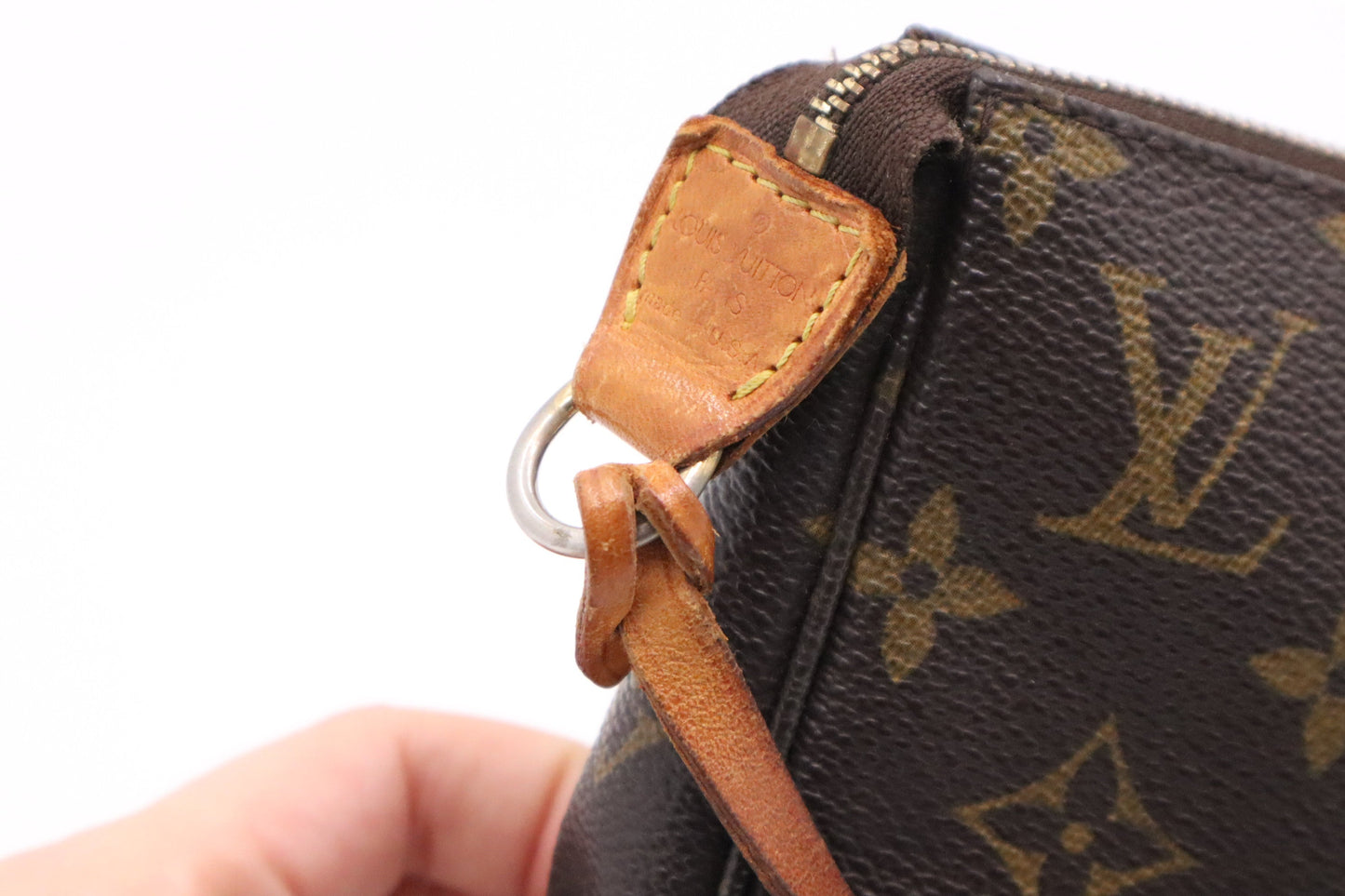 Louis Vuitton LV Pochette Accessoires In Handbag Canvas Monogram Travel Bag