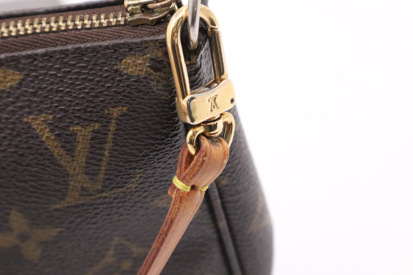 Louis Vuitton Pochette Accessoires Monogram Canvas Clutch Bag Canvas 3