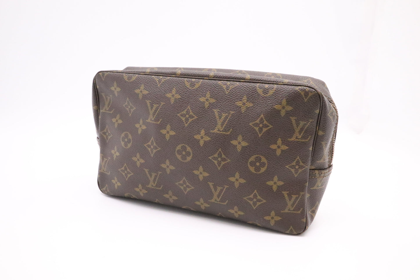 Louis Vuitton Trousse 28 Monogram Canvas Handbag