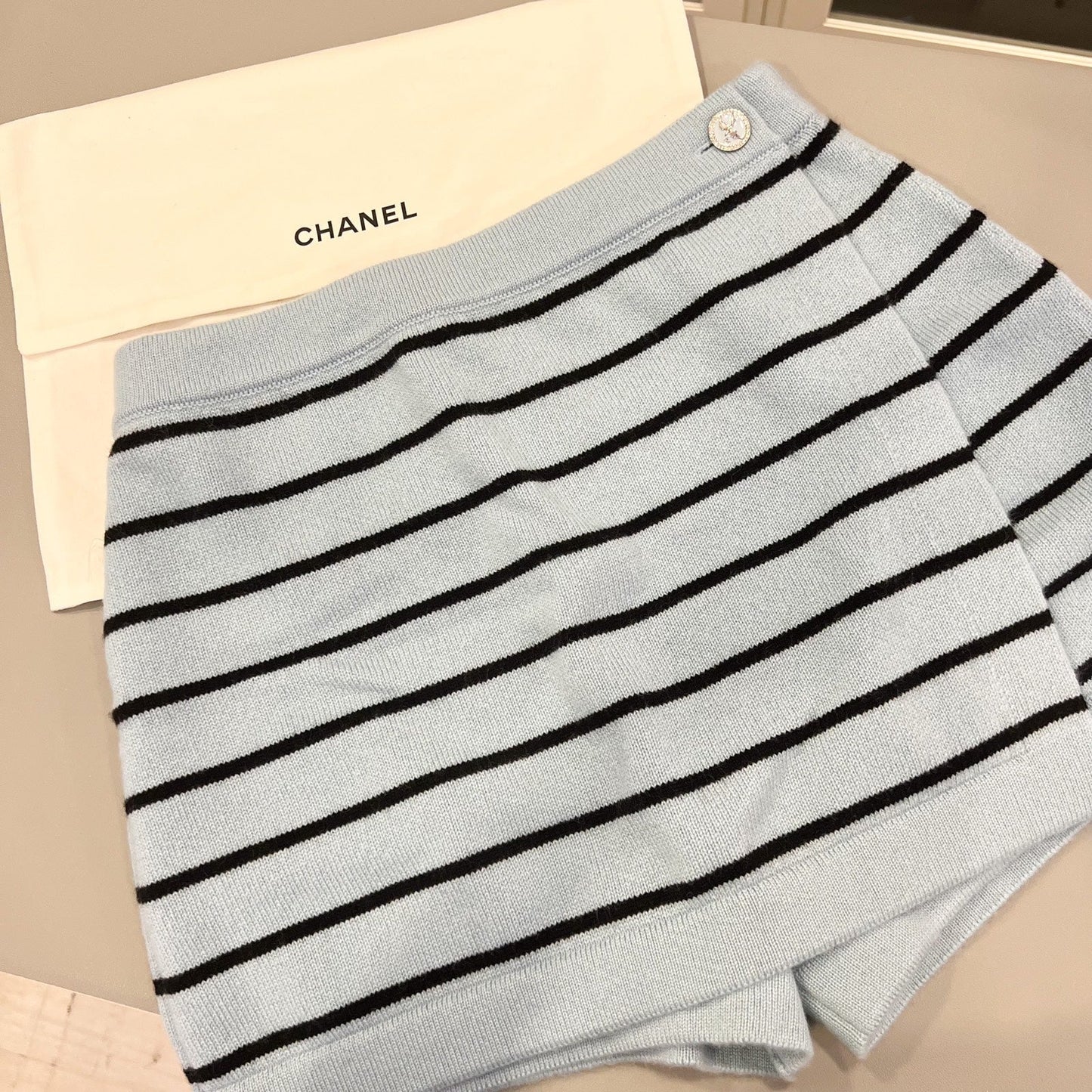 Chanel 25S Baby Blue Knitted Striped Skorts In 100% Cashmere ( ) Bag