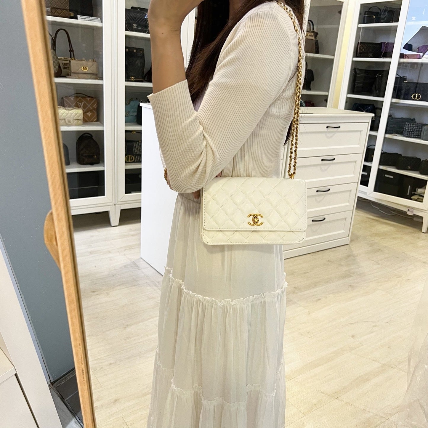 Chanel Seasonal Wallet On Chain Woc In White Lambskin And Ghw ( ) Bag