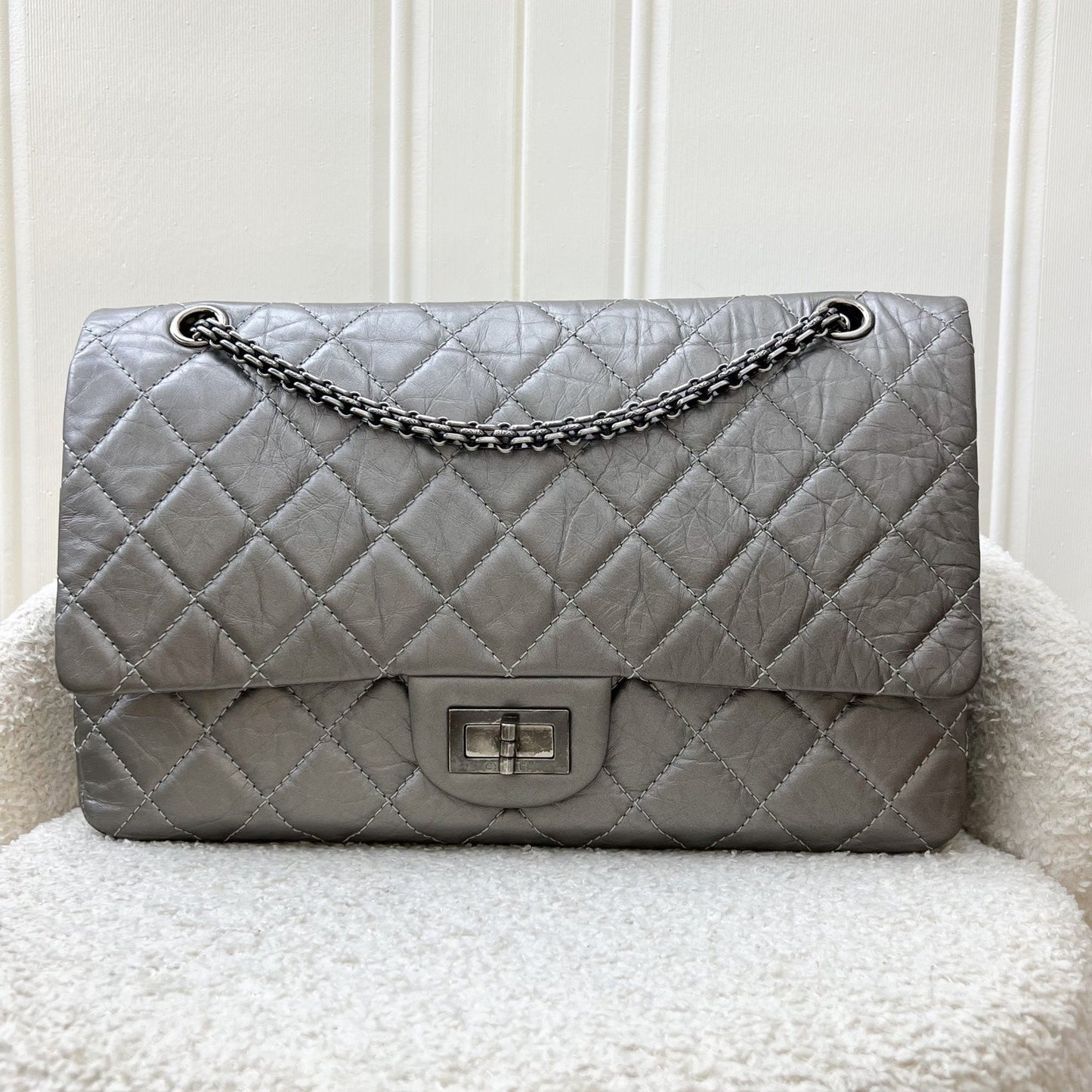 Chanel 2.55 Reissue 227 Maxi Flap in Silver Calfskin and Rhw Handbag