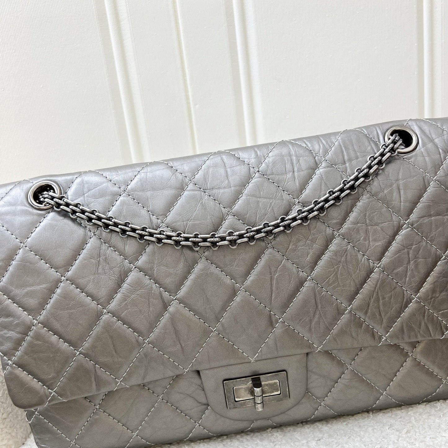 Chanel 2.55 Reissue 227 Maxi Flap In Silver Calfskin And Rhw Bag