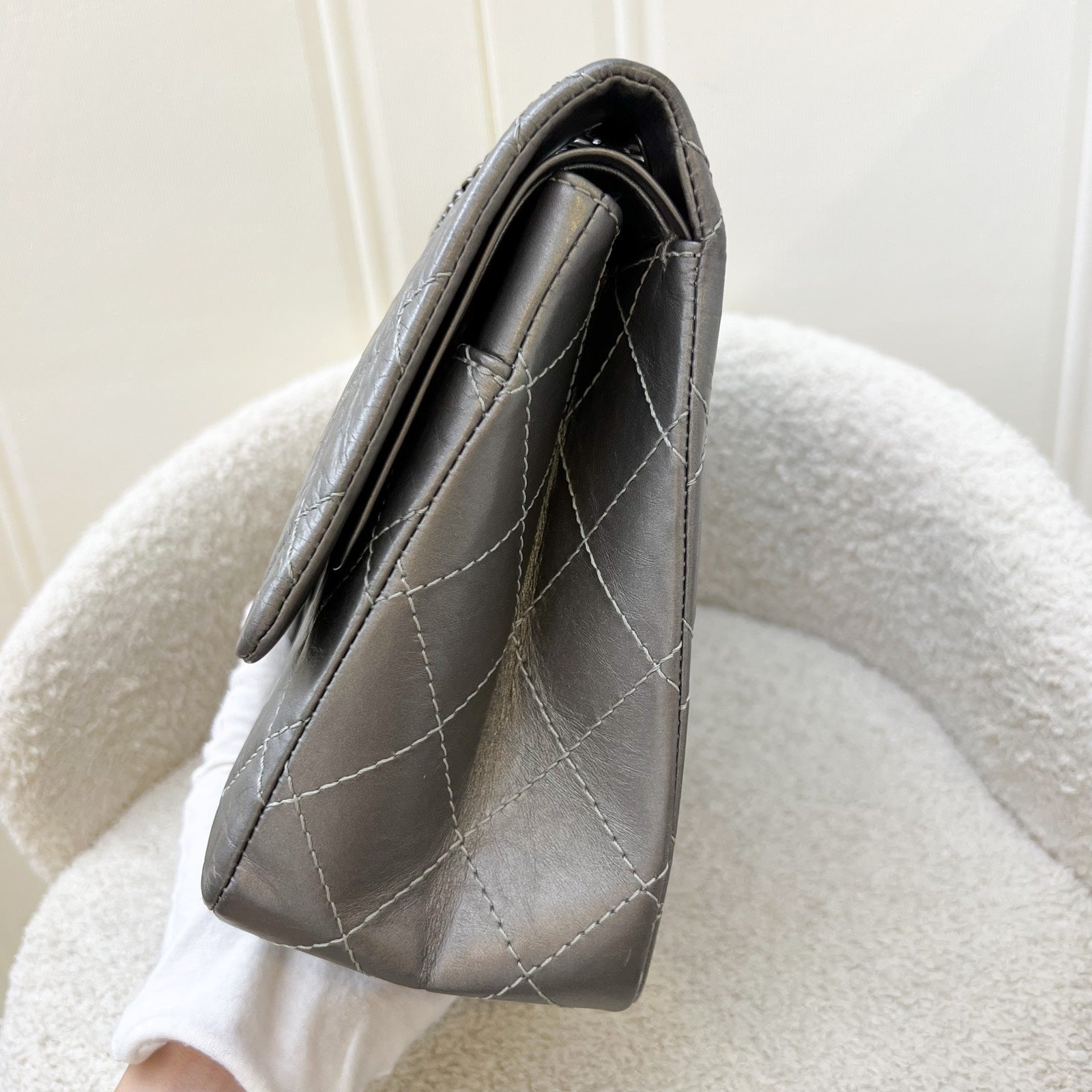 Chanel 2.55 Reissue 227 Maxi Flap in Silver Calfskin and Rhw Handbag