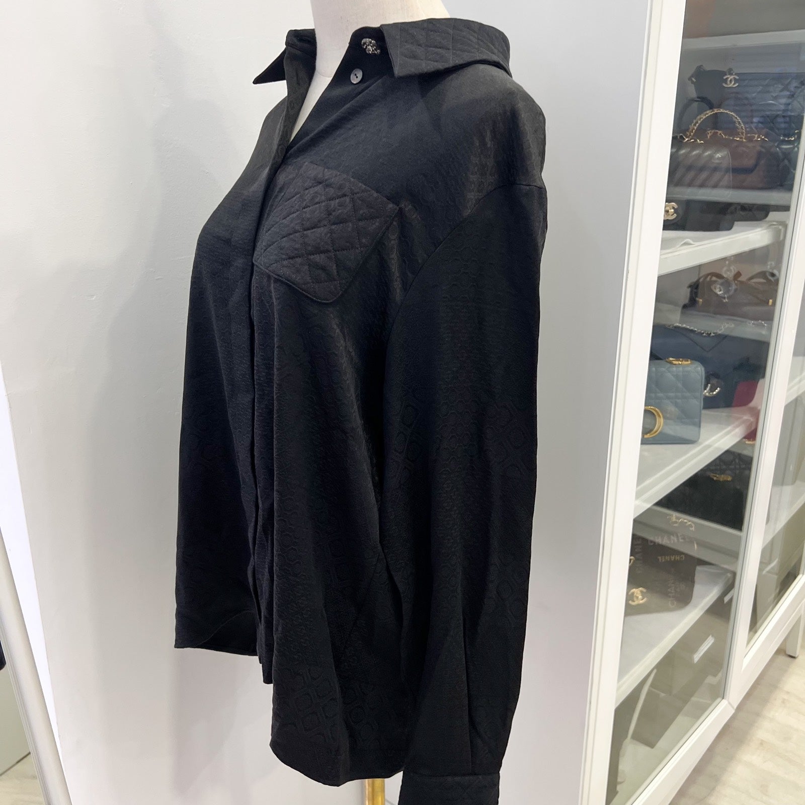 Chanel 25A Shirt In Black 100% Silk Sz 38 (model: P79880)