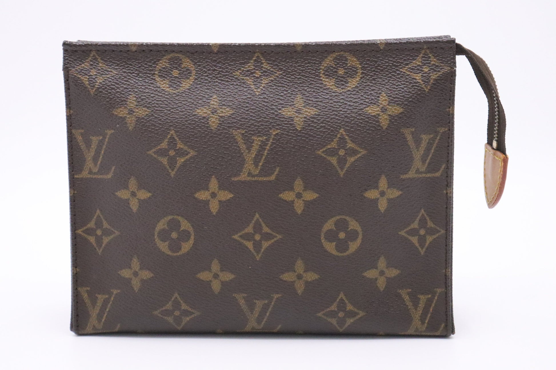 Louis Vuitton Toiletry 19 Monogram Canvas Handbag