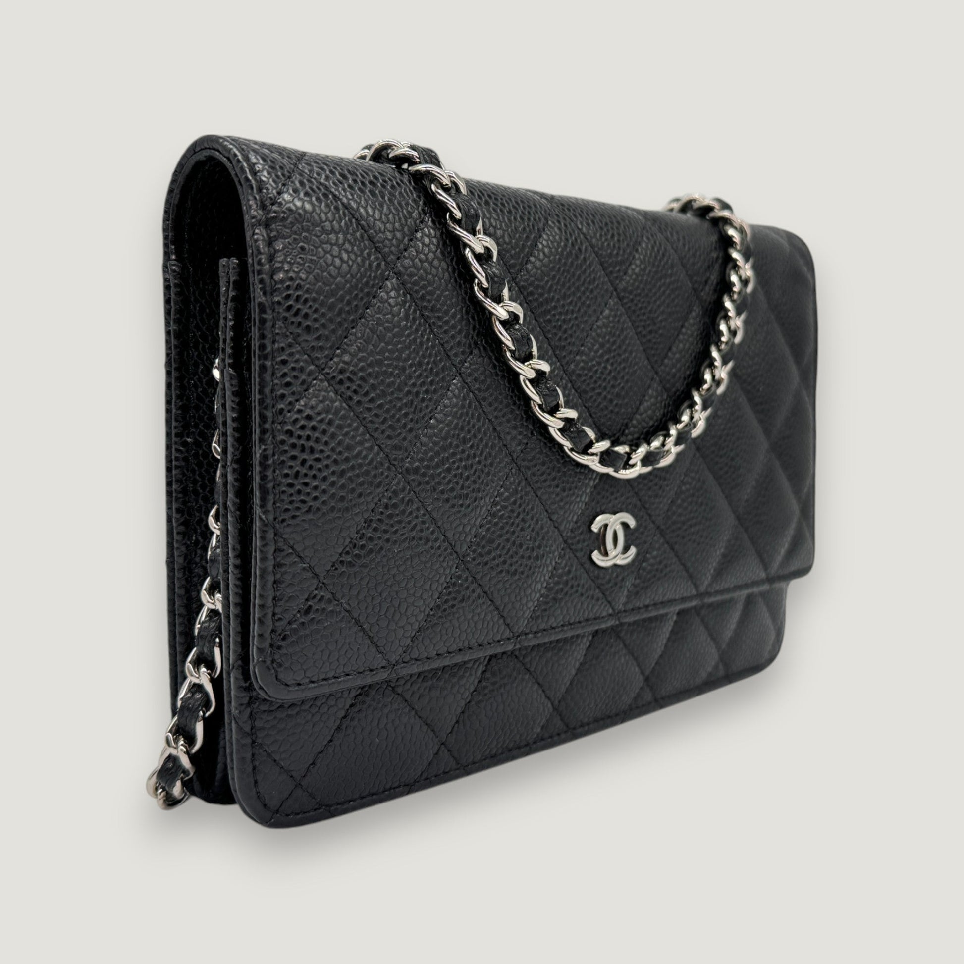 CHANEL WALLET ON CHAIN