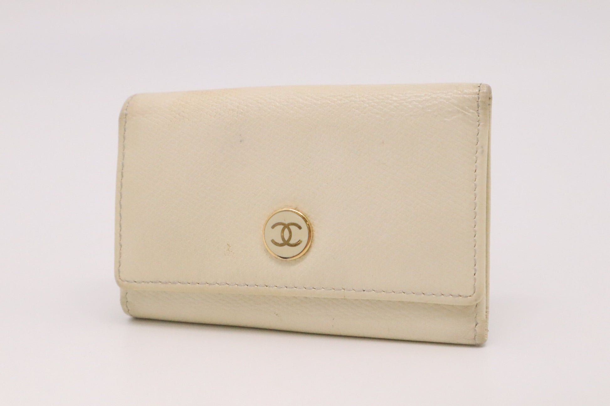Chanel 6 Cream Leather Wallet Case