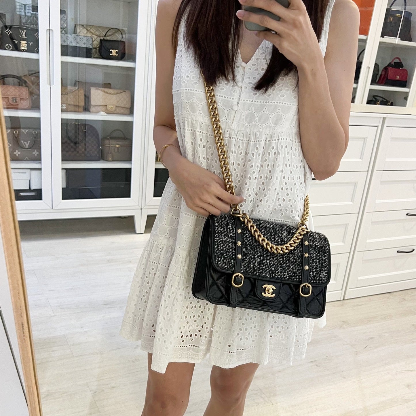Chanel 21B Messenger Flap Bag In Black And White Tweed, Calfskin And Aghw