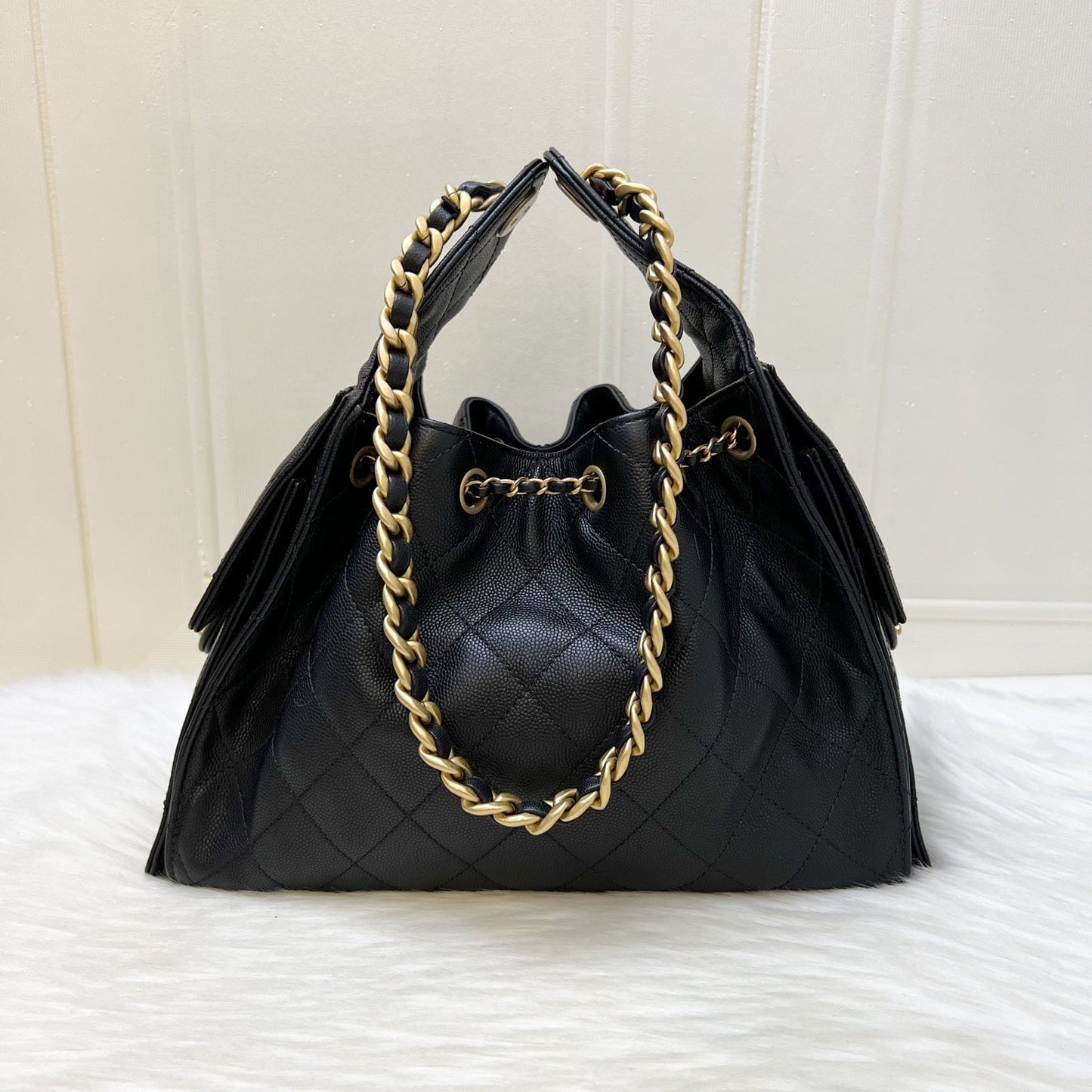 Chanel 25 Small Hobo Bag in Black Caviar and Aghw ( )