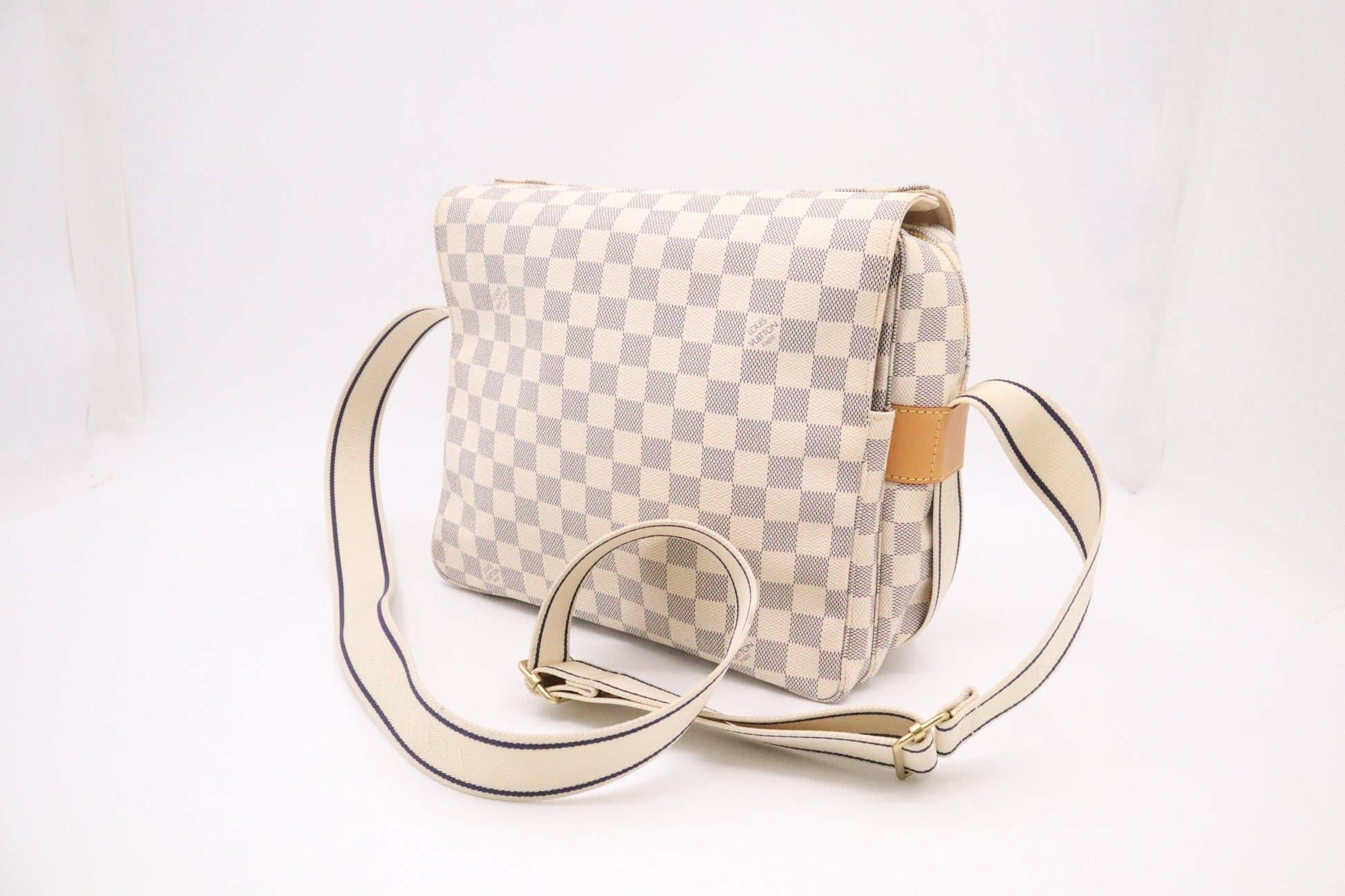 Louis Vuitton Naviglio Azur Damier Canvas Handbag Canvas 4
