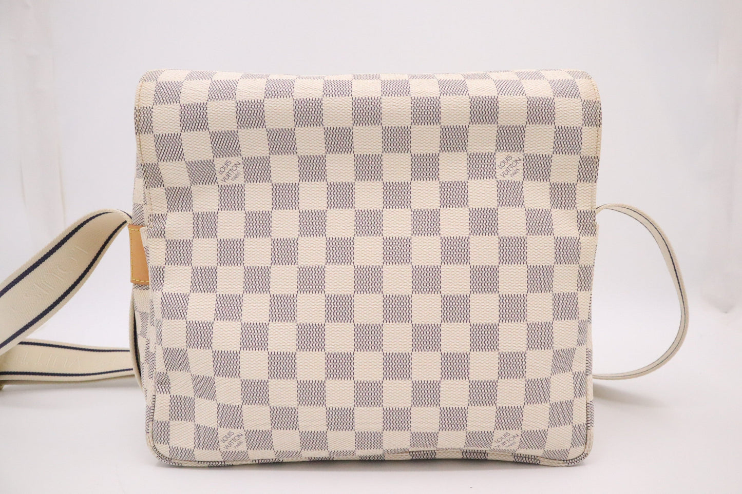 Louis Vuitton Naviglio Azur Damier Canvas Handbag Canvas 4