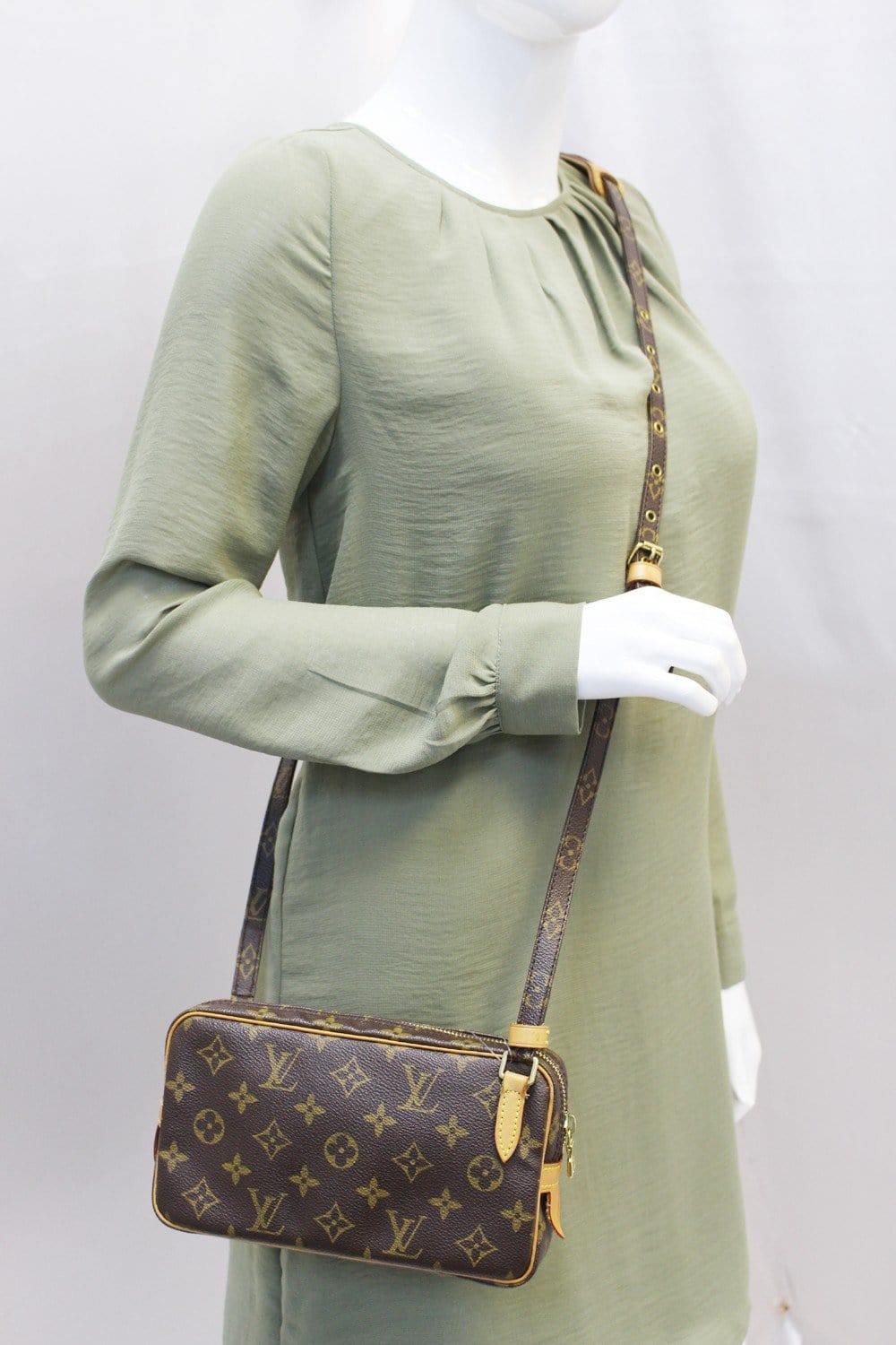 Louis Pochette Marly Bandouliere Crossbody Bag Monogram