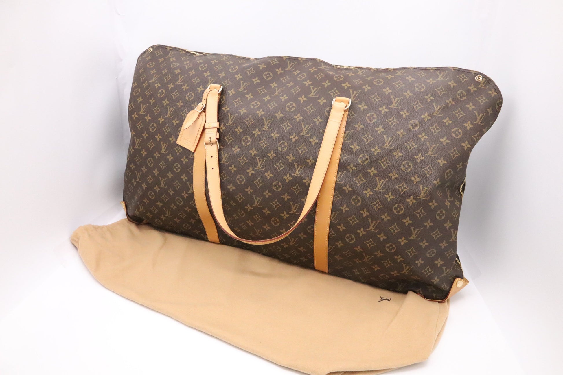 Louis Vuitton Kabul Monogram Canvas Handbag