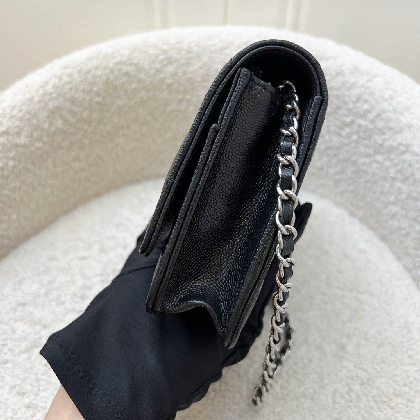 [BN - Sep 2025] Chanel 25B Shooting Star Logo Wallet on Chain WOC in Black Caviar and SHW (Model: AP3723)