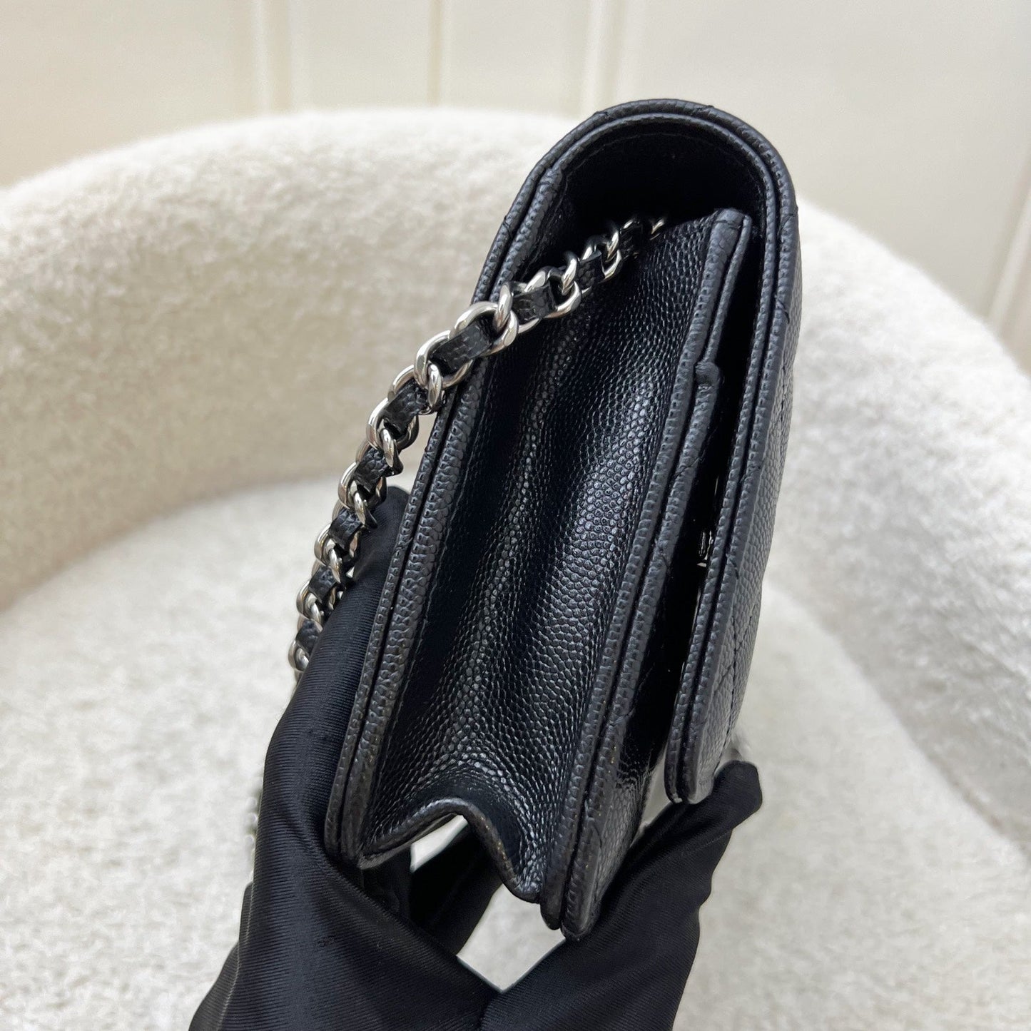 [BN - Sep 2025] Chanel 25B Shooting Star Logo Wallet on Chain WOC in Black Caviar and SHW (Model: AP3723)