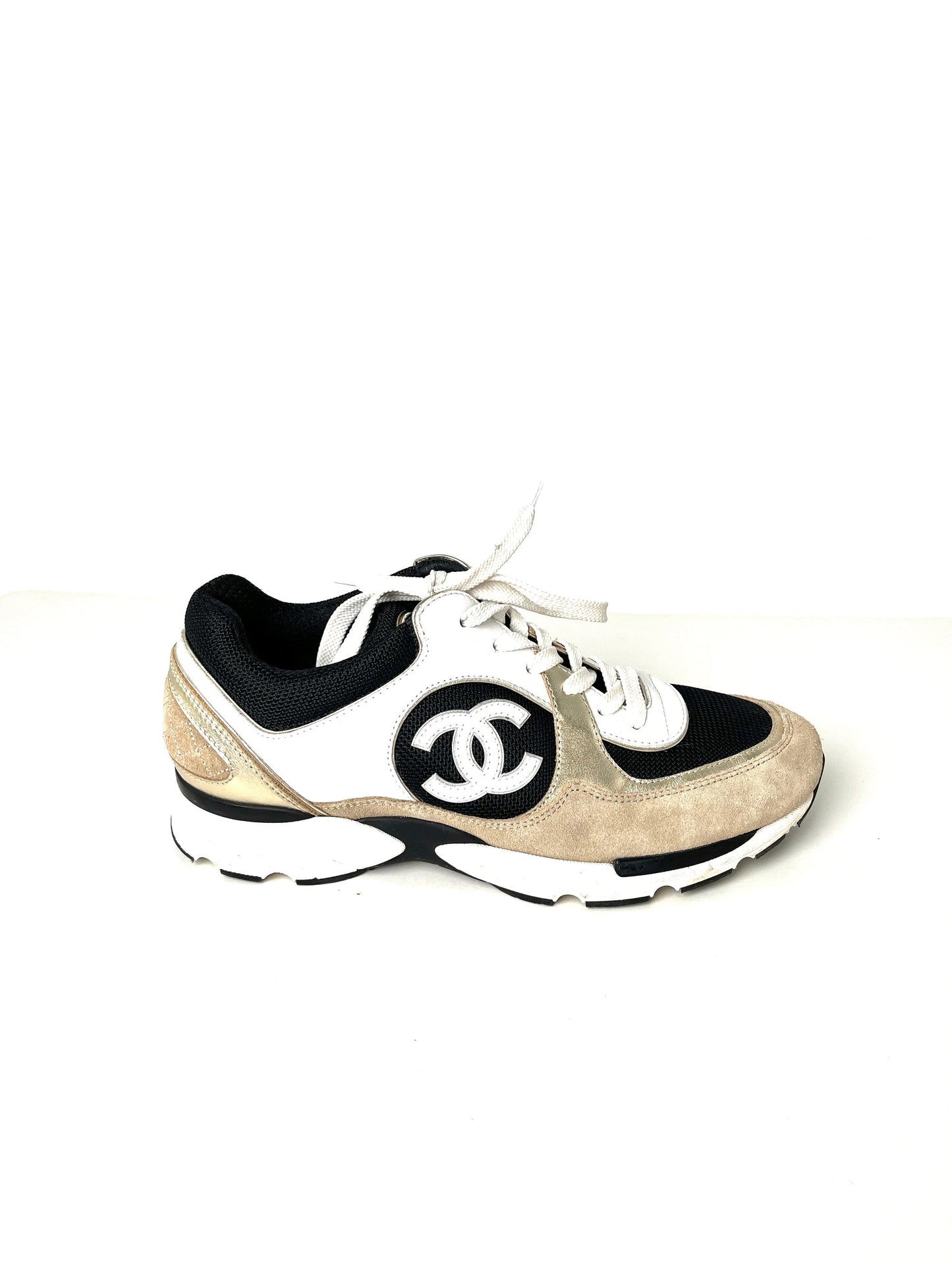 CHANEL 2023 Logo CC White Beige Black Sneakers 41 10