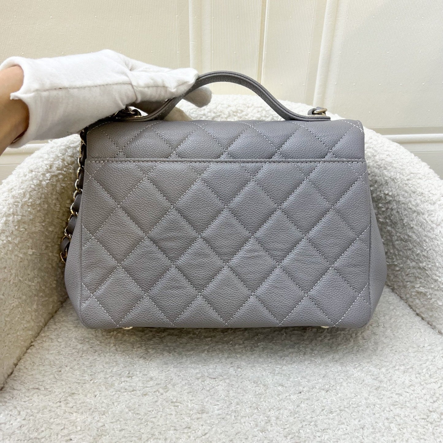 Chanel Medium Business Affinity Flap in 21B Grey Caviar and Lghw ( ) Handbag