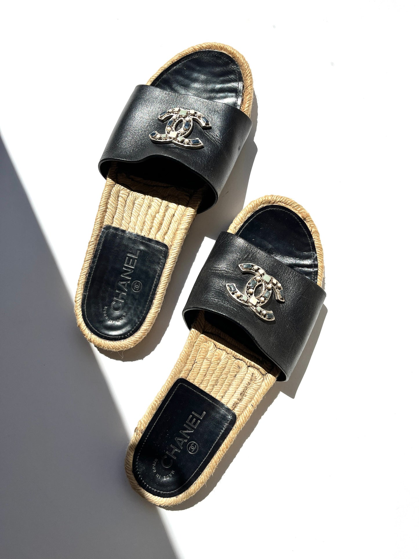 Chanel Espadrille Black Cc Logo Leather Slip On Slides Sandals 41 10.5