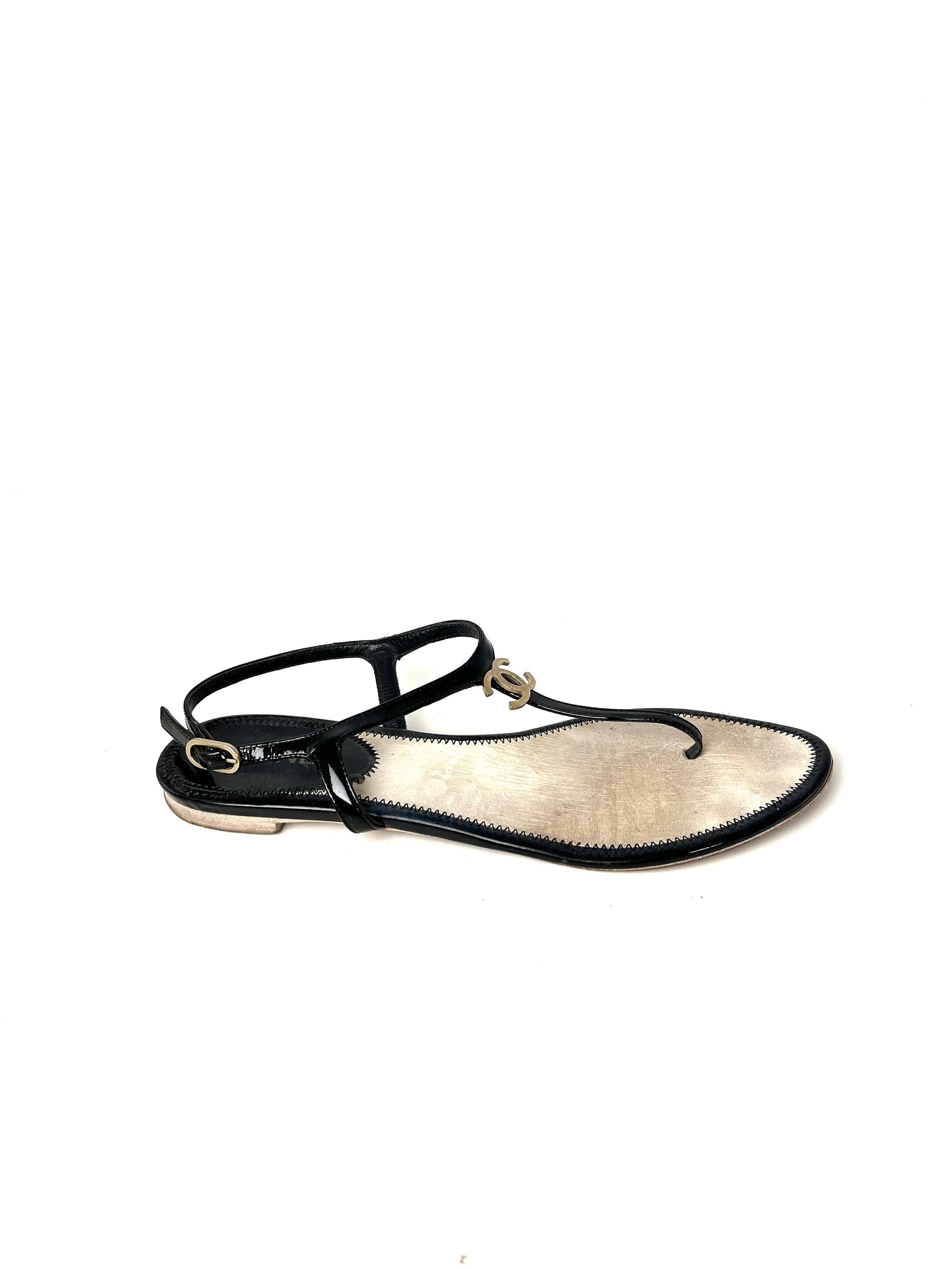 Chanel Black CC Logo Patent Leather T Strap Sandals 41.5C 10.5