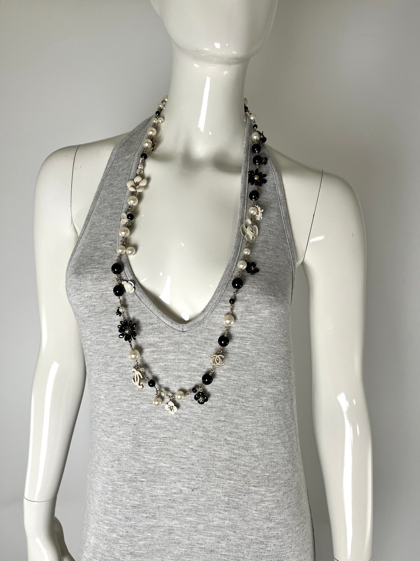 CHANEL Faux Pearl CC Black White Flower Station Long Necklace