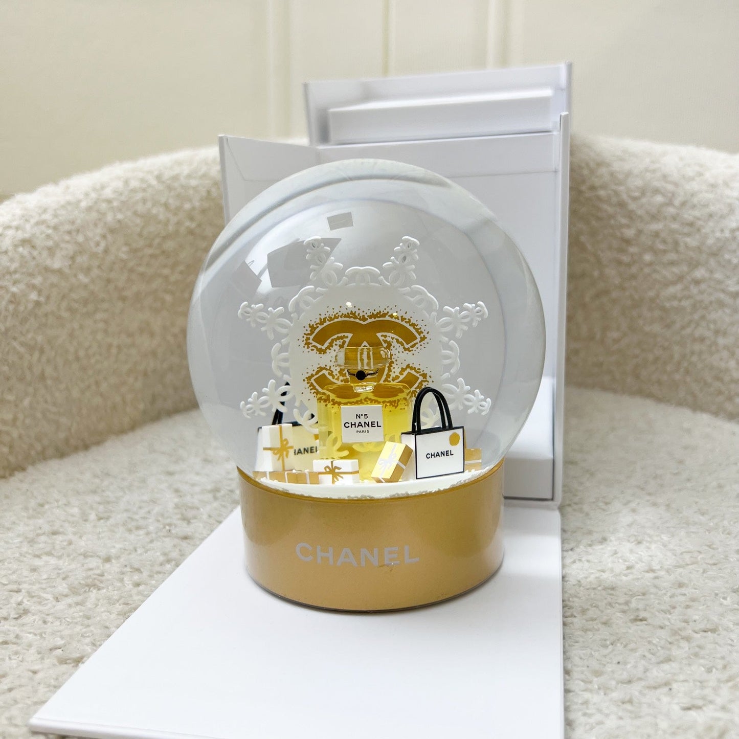 Chanel Vip Gift Snowflake Perfume Globe Bag