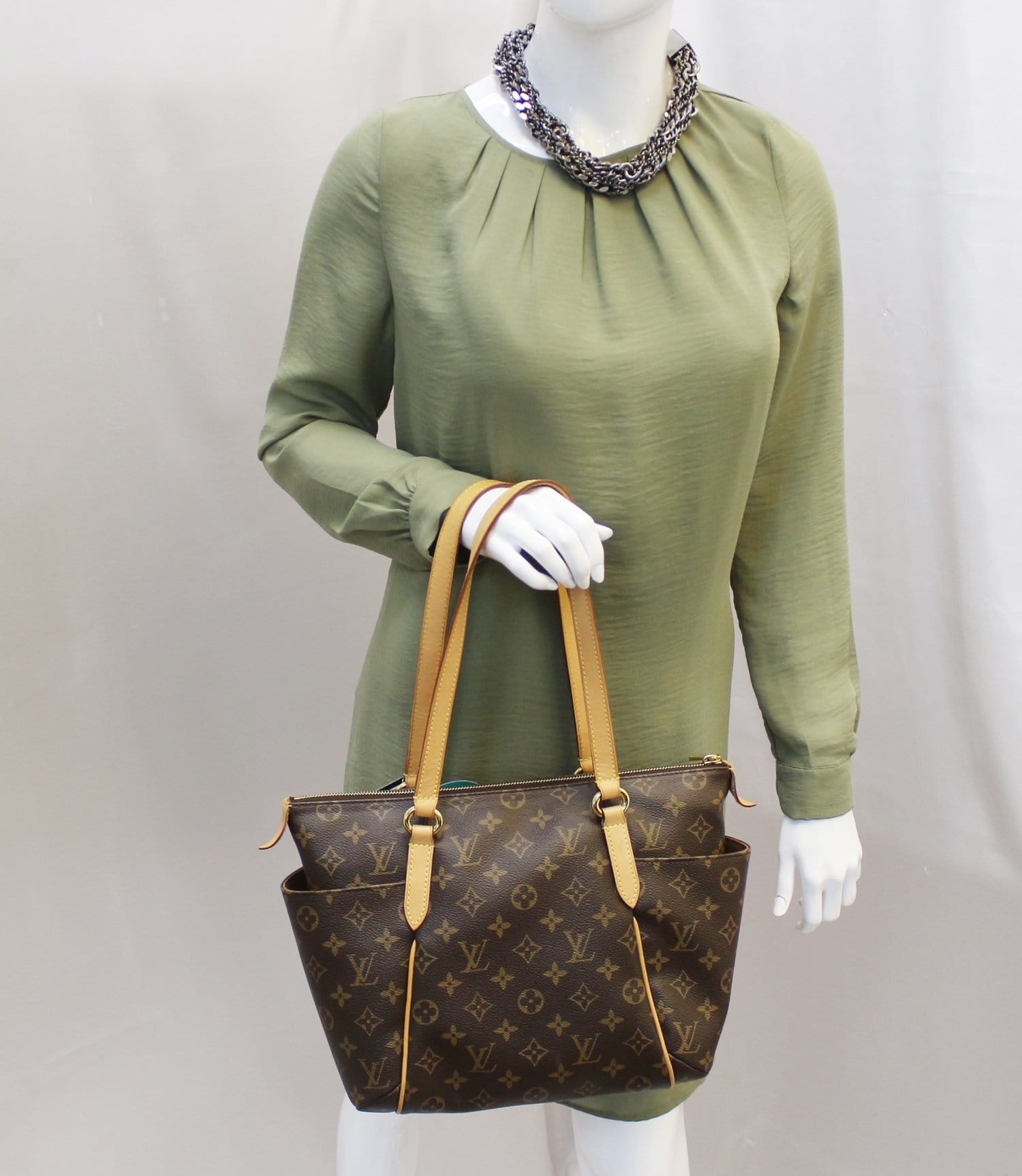 Louis Totally Pm Shoulder Tote Bag Canvas Monogram Shoulder Bag