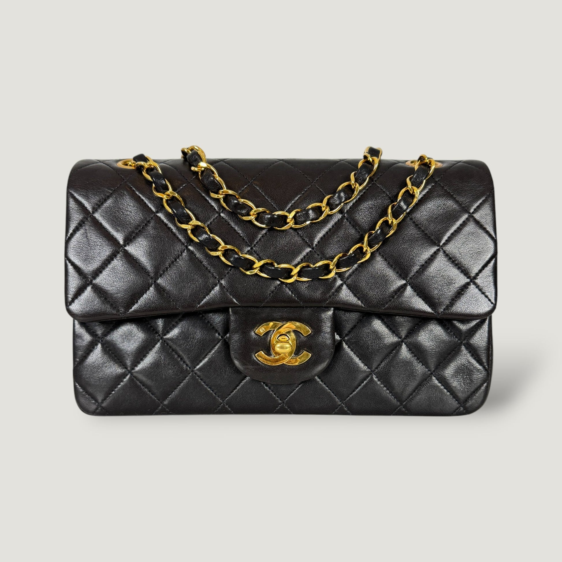 CHANEL CLASSIC SMALL BAG