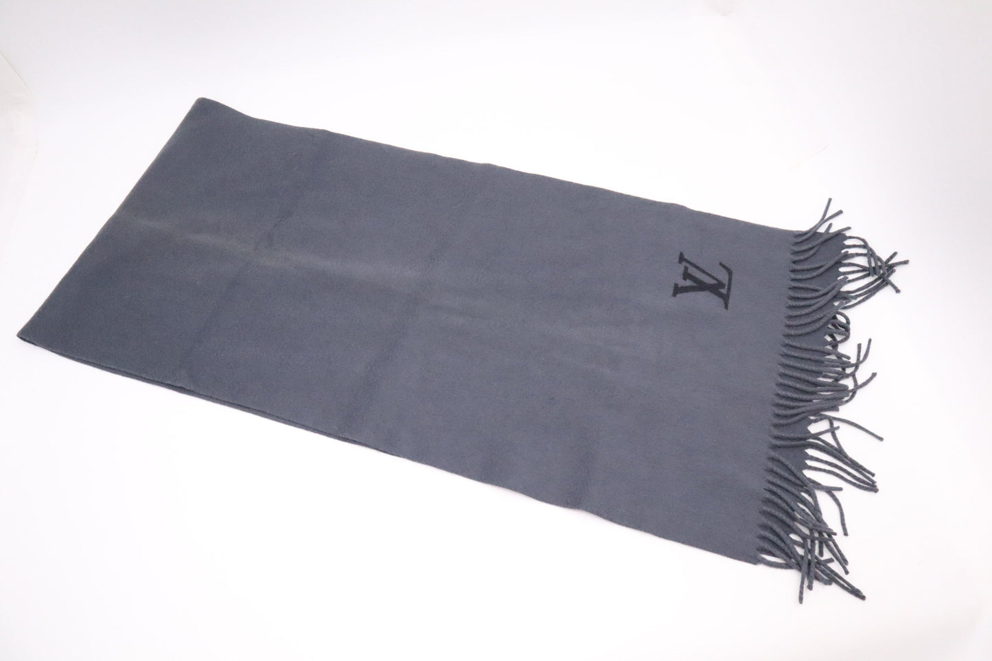 Louis Vuitton Scarf Cashmere Grey