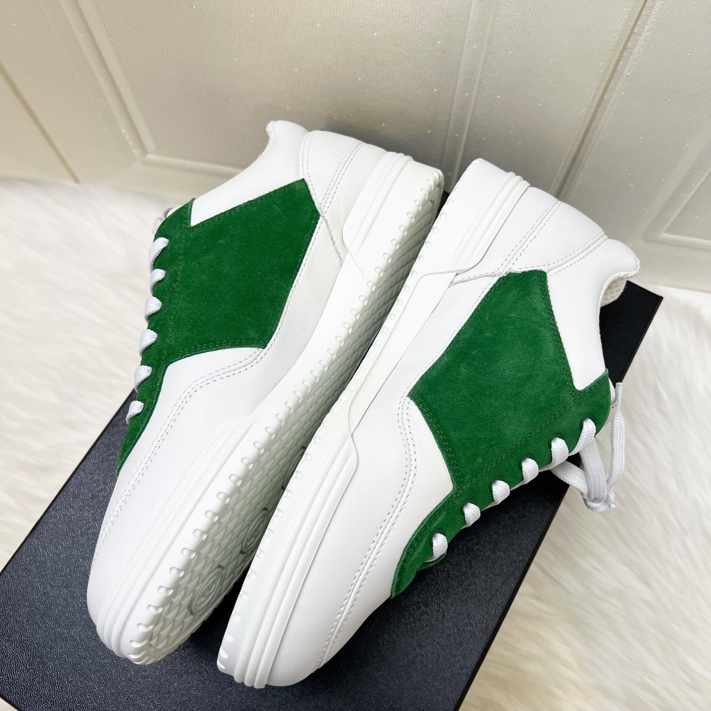 Chanel 24C Sneakers in White Calfskin and Green Suede Sz 37.5 (Model: G45470)