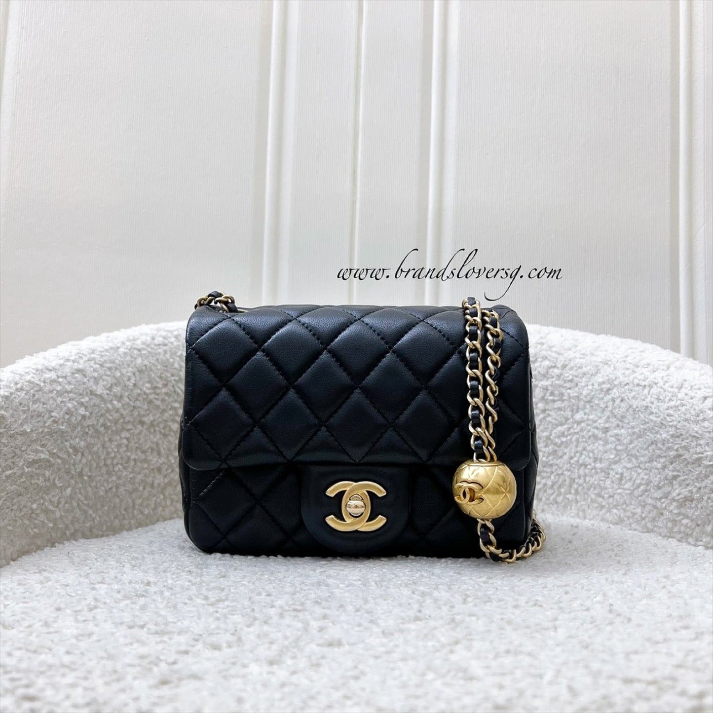 Chanel Pearl Crush Square Mini Flap In Black Lambskin And Aghw ( ) Bag