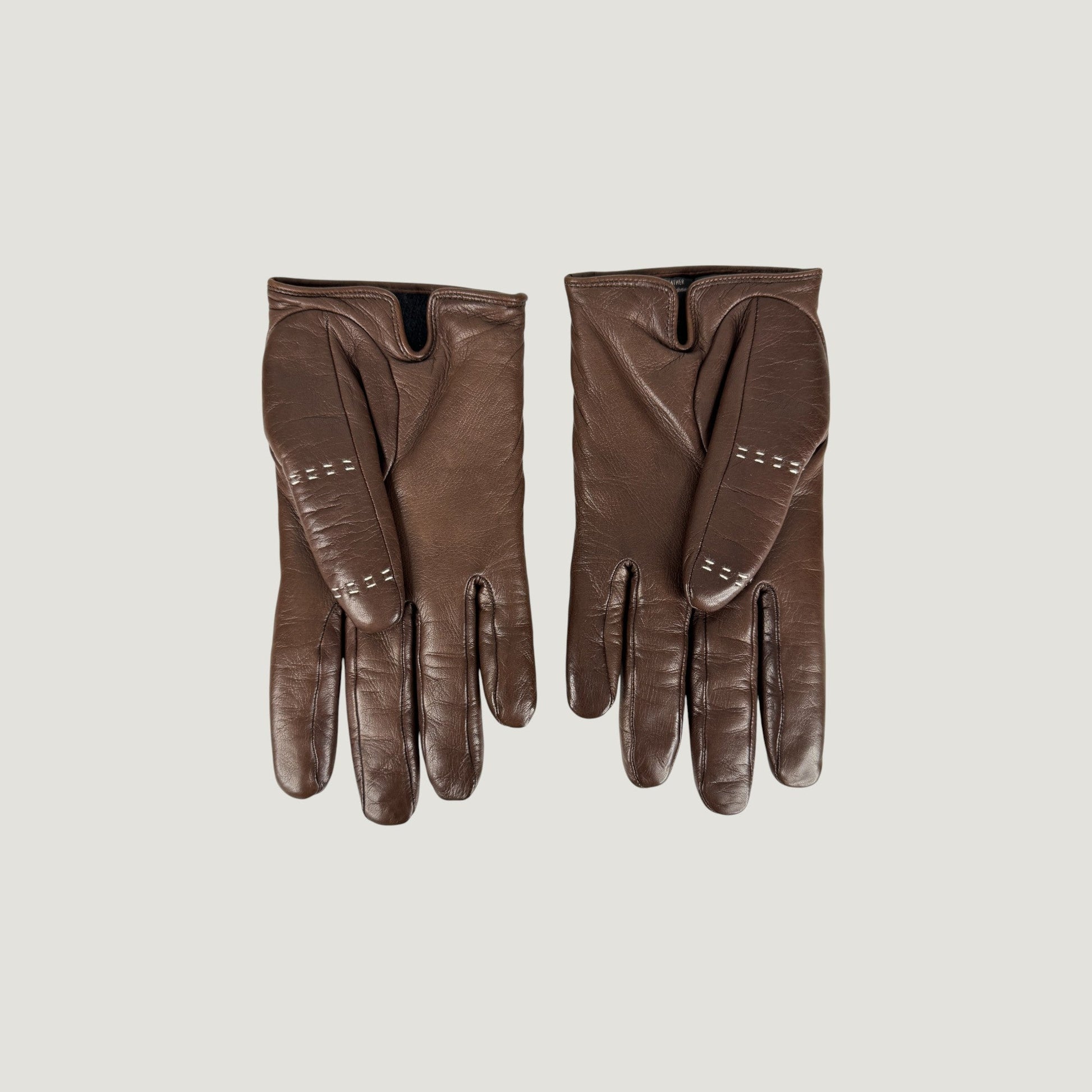 CHANEL GLOVES
