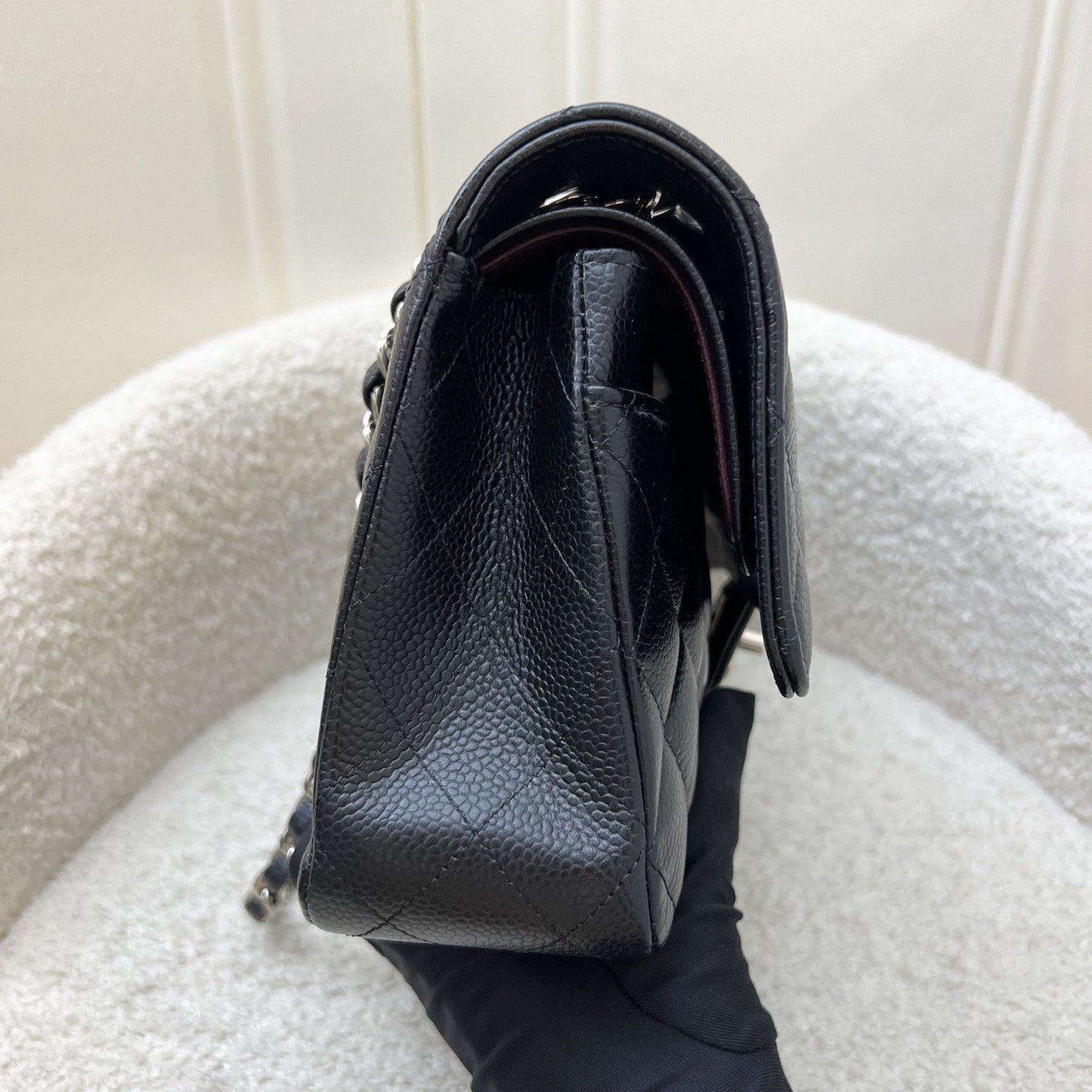 Chanel [local Full Set Original Receipt Jun 2021] Medium Classic Flap Cf in Black Caviar and Shw ( ) Handbag