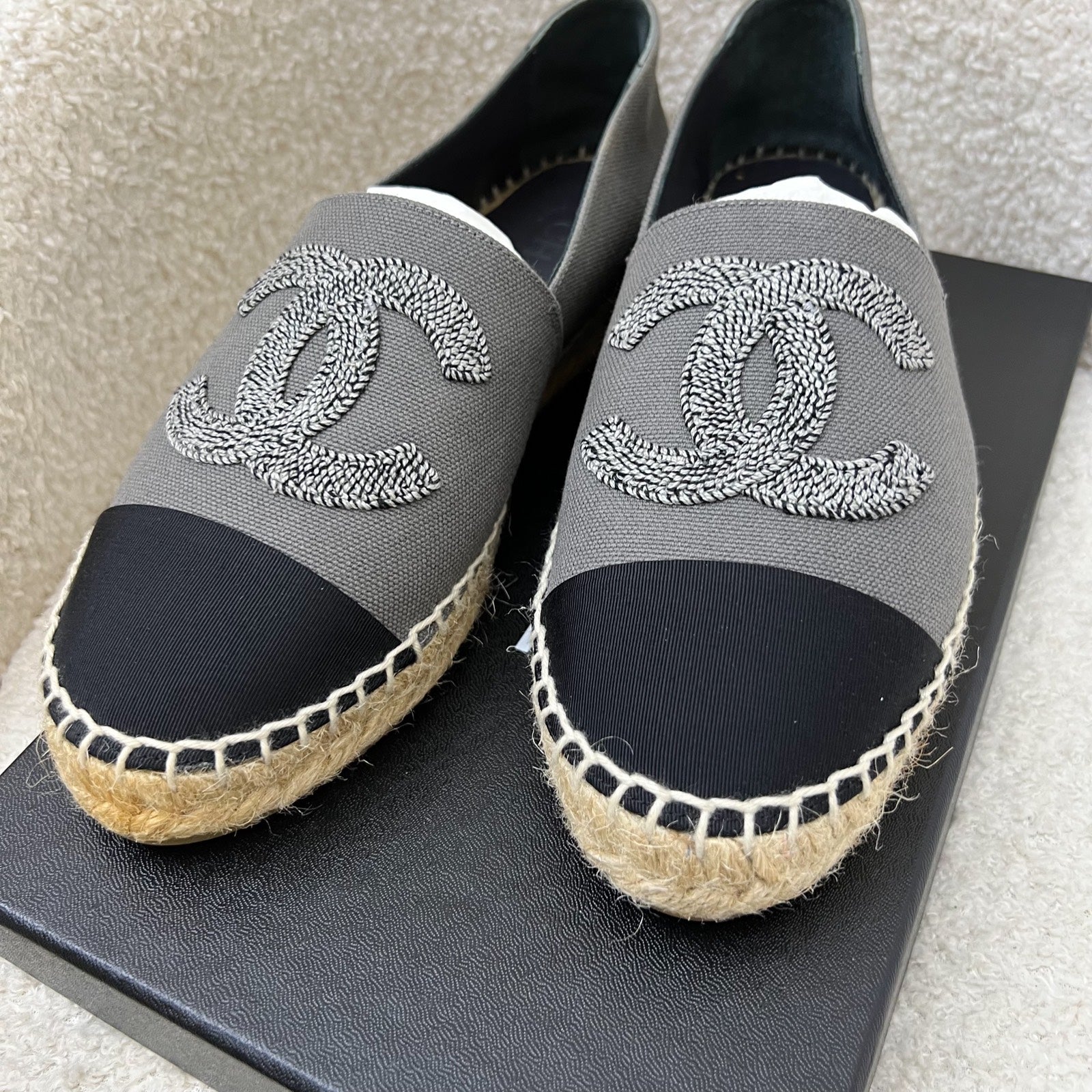 Chanel Espadrilles In Grey Canvas And Black Gosgrain Sz 37 Bag