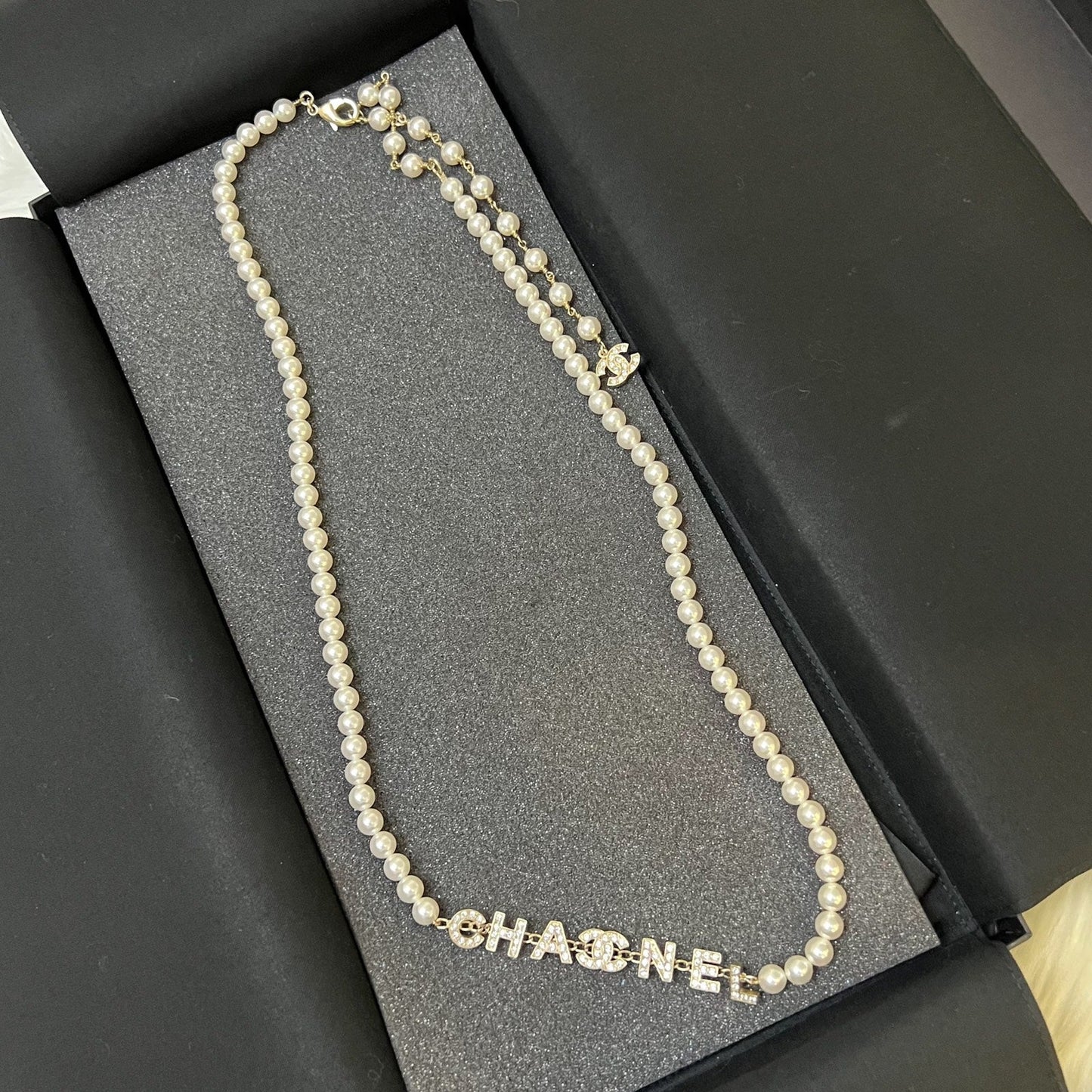 Chanel 20B Pearl Waist Belt With Chanel Logo, Diamantes And Lghw Bag