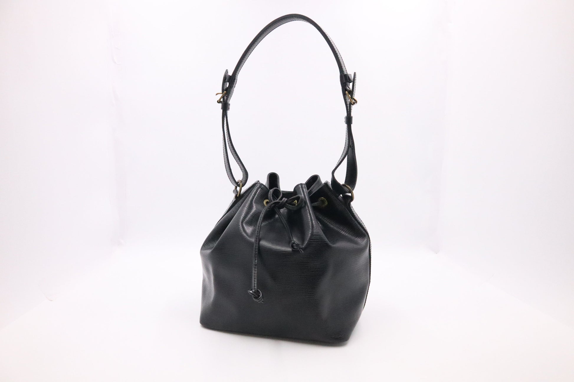 Louis Vuitton Petit Noe Epi Leather Black Handbag Leather 1