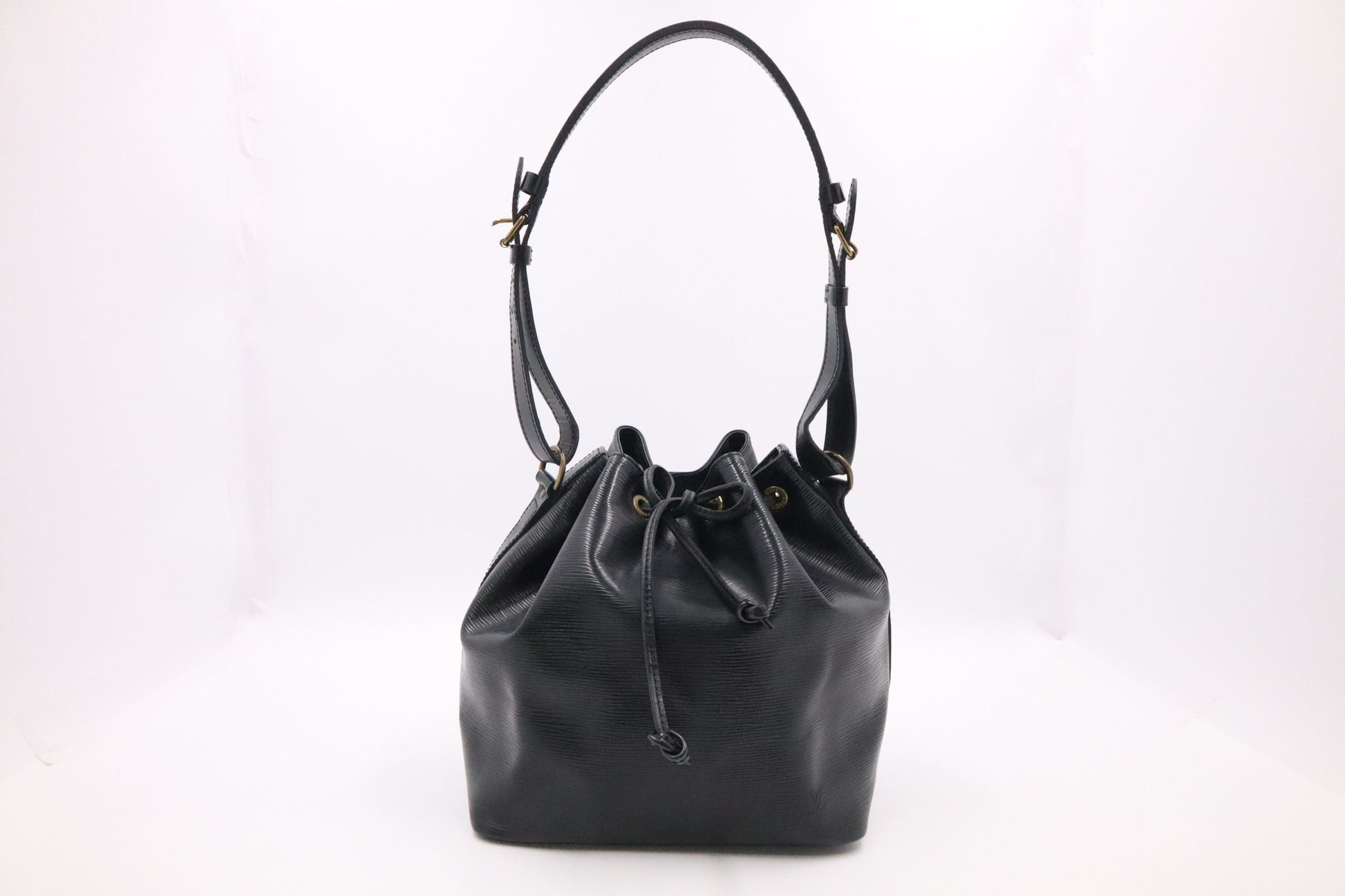 Louis Vuitton Petit Noe Epi Leather Black Handbag Leather 1