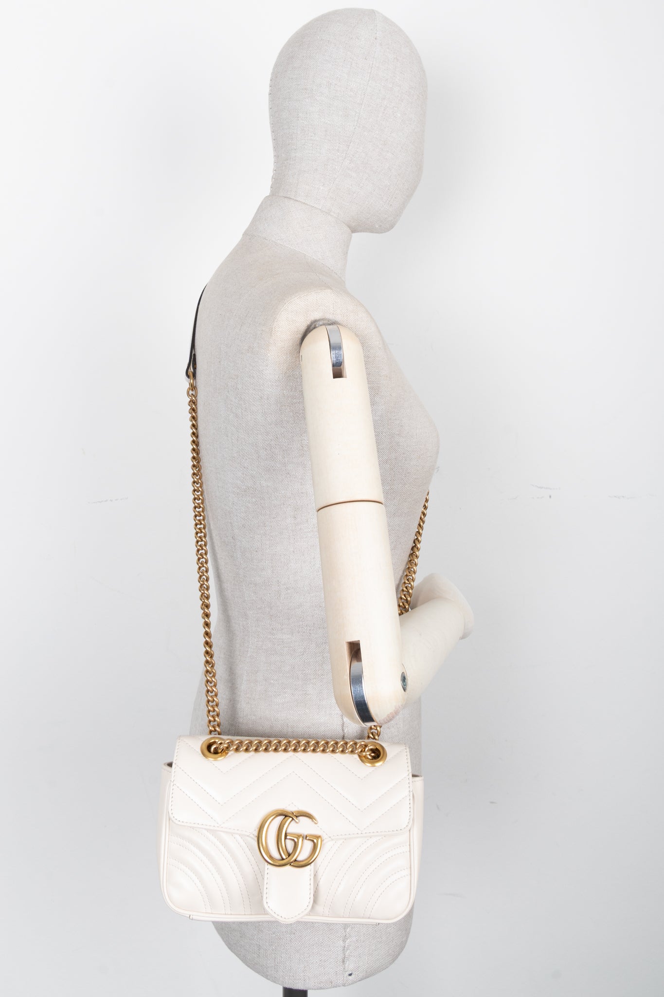 GUCCI Small Marmont Crossbody Bag Ivory
