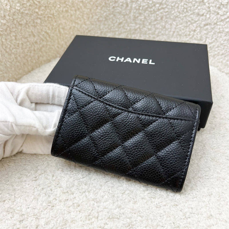 Chanel Classic Snap Card Holder in Black Caviar and Ghw ( ) Handbag