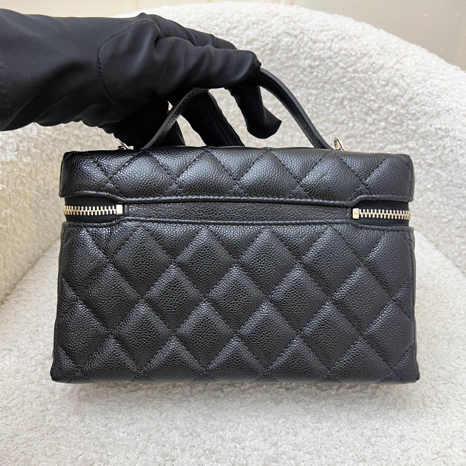 Chanel [Brand New - Local Full Set] 25P Vanity Clutch With Chain (Lp Style Bag) In Black Caviar And Lghw ( )