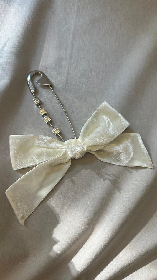 Dior Pin Bow Brooch Velvet Handbag