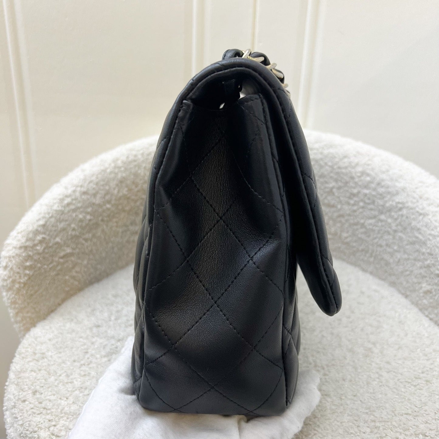 Chanel Jumbo Classic Flap Sf In Black Lambskin And Ghw Bag