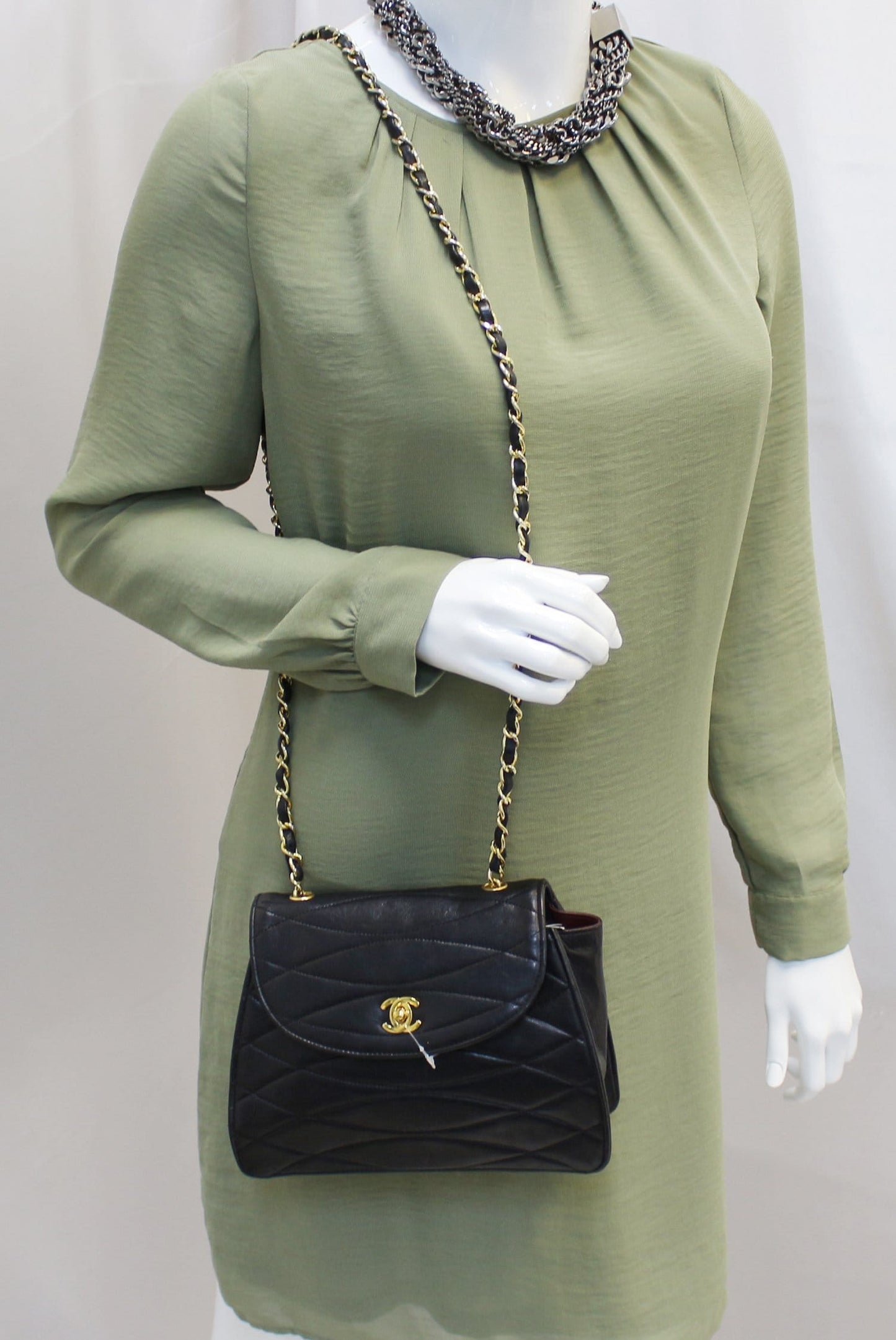 Chanel Rare Wave Ghw Cc Bag Flap Crossbody Bag